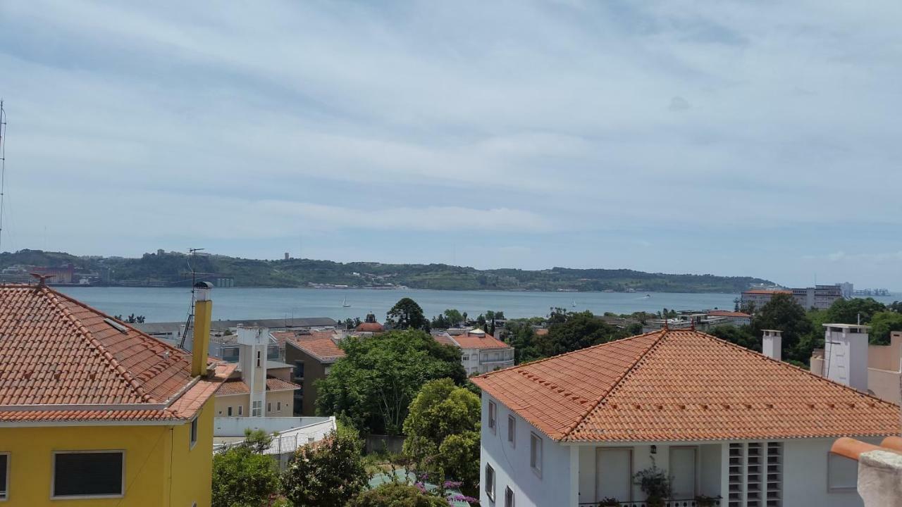 Apartamentos Tejo A Vista Lissabon Buitenkant foto